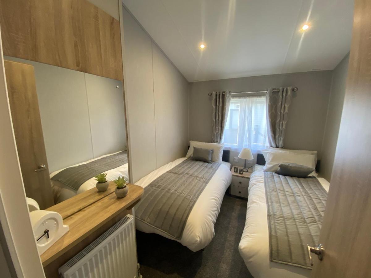 Sea View Beach Lodge Trecco Bay 3 Bedroom Порткол Экстерьер фото
